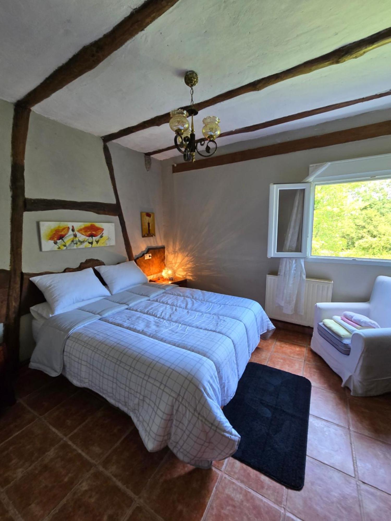 Villa Corias Casona Junto Al Narcea Chambre photo